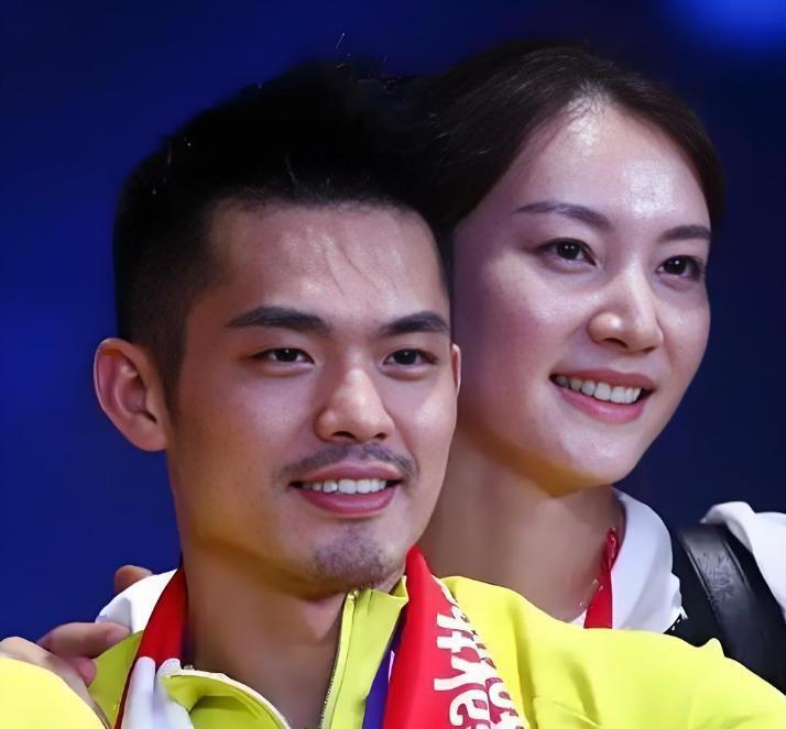 法国羽毛球队碾压韩国羽毛球队，林丹送出助攻的简单介绍