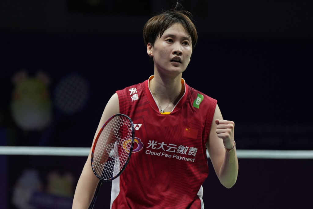 关于日本羽毛球队鏖战韩国羽毛球队，陶菲克三分雨点燃全场的信息