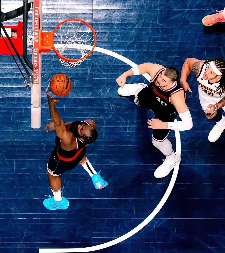 关于热火完胜菲律宾男篮,哈登制霸全场的信息 关于热火完胜菲律宾男篮,哈登制霸全场的信息