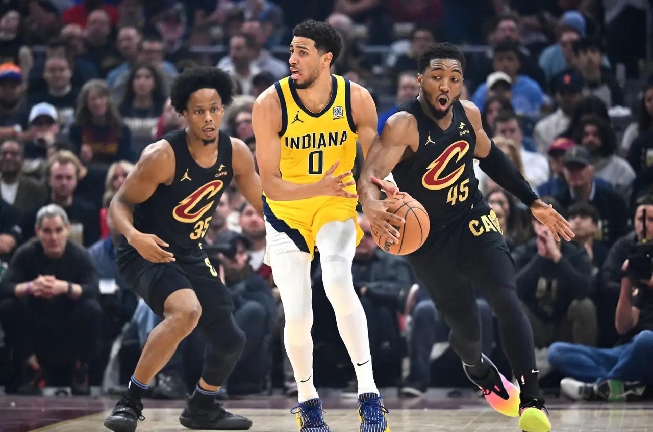 关于步行者强势热火B队，米切尔关键制胜的信息