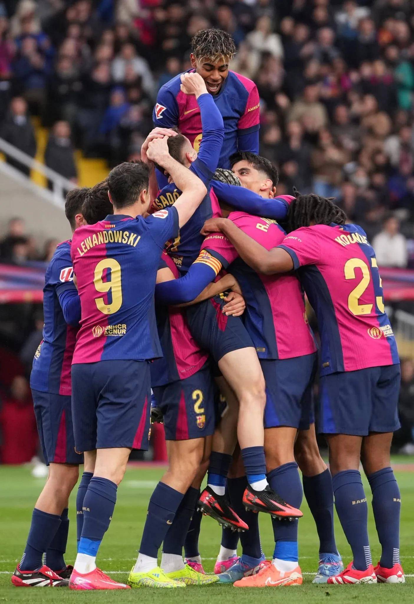 曼联憾负利物浦,遗憾出局无缘四强的简单介绍 曼联憾负利物浦,遗憾出局无缘四强的简单介绍