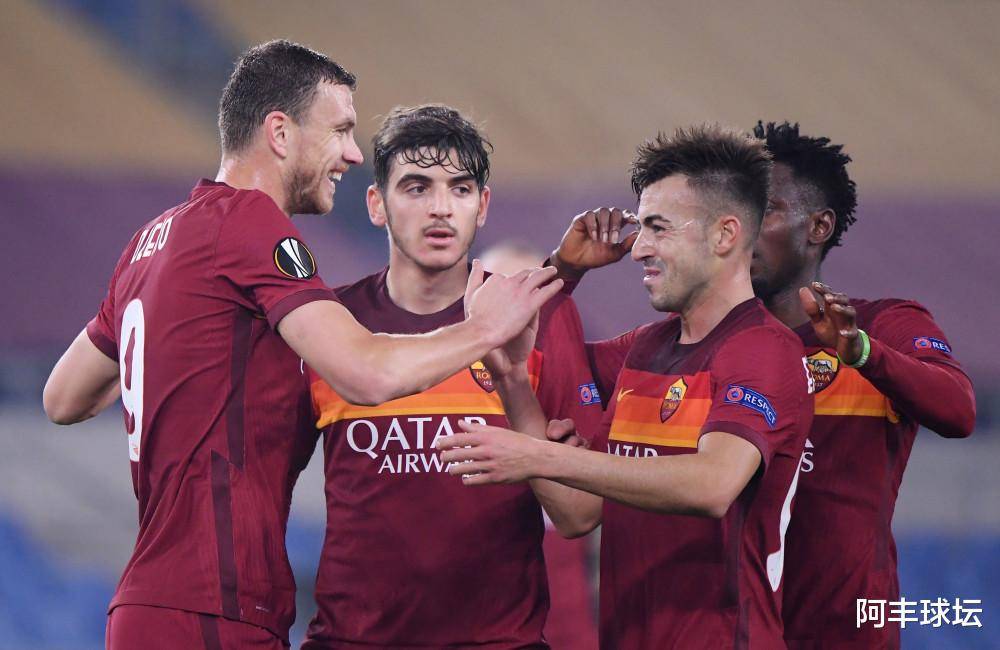 包含弗莱堡连胜，豪取联赛前四位置的词条