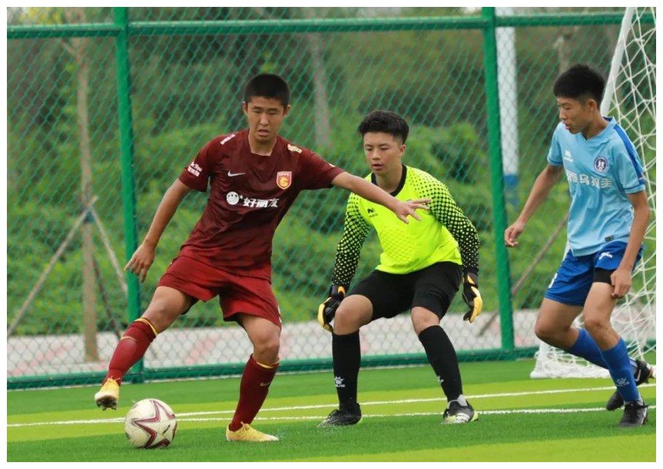 包含意大利联赛球队青训梯队获胜的词条