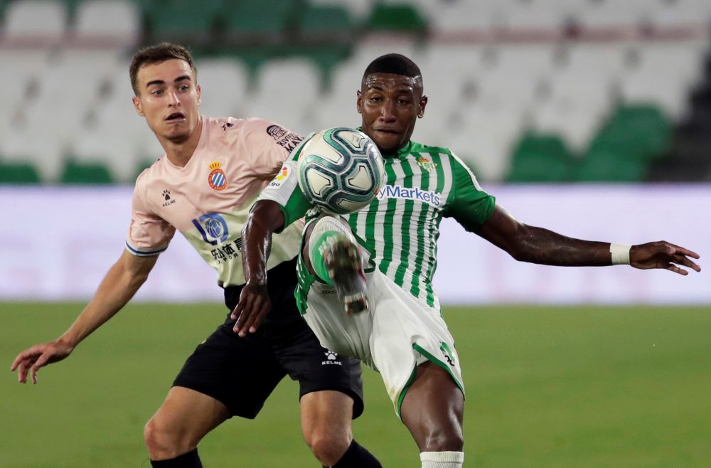 斯洛文尼亚客场告负，晋级前景黯淡的简单介绍