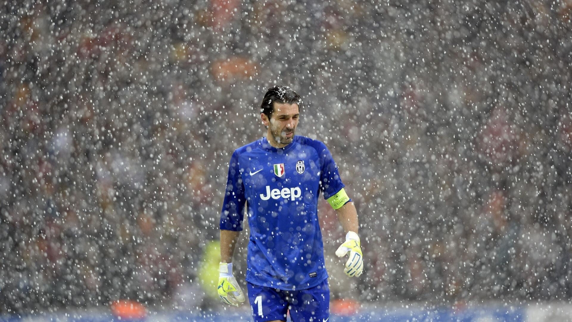 曼城硬仗取胜罗马，戈麦斯成为关键先生