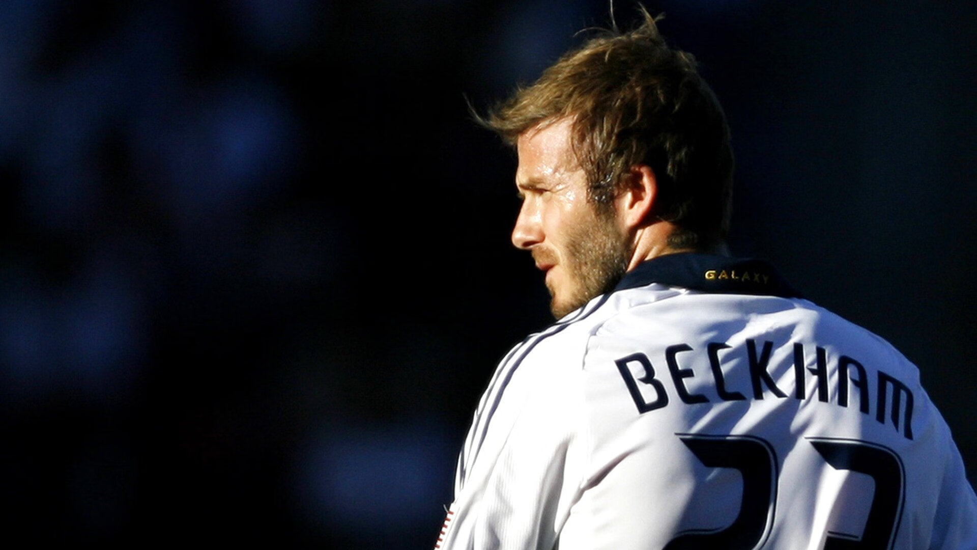 绿茵场与篮球馆的奇妙交响,当欧冠半决赛的激情碰撞篮网横扫浙江的震撼