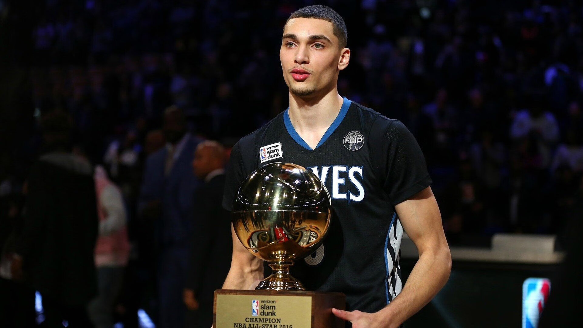 绝杀！马来西亚队补时逆转印尼，马琳刷新纪录成历史第一人